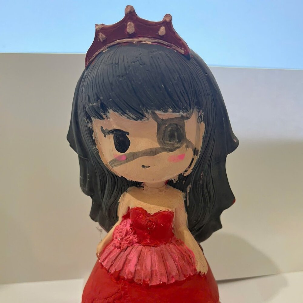 Hand-Painted Princess Figurine – Charming Collectible Decor with Elegant Gown